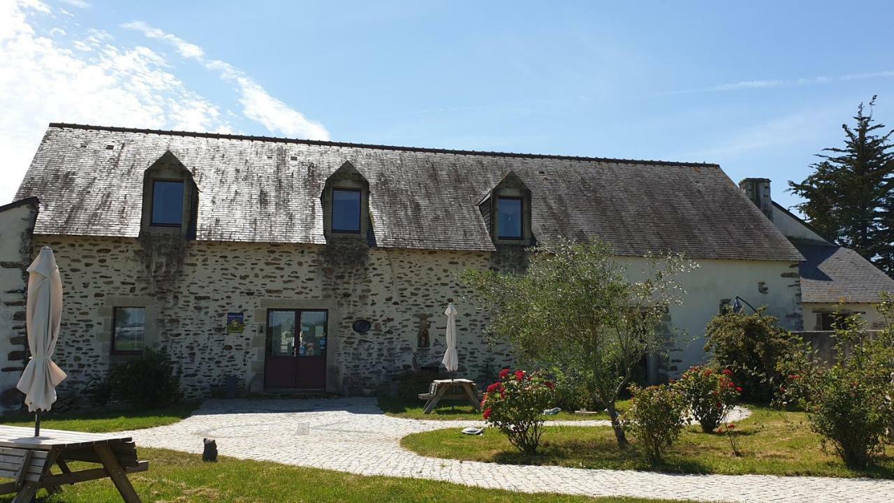 Le Colombier De Kerguezec Bed and Breakfast Surzur Eksteriør billede