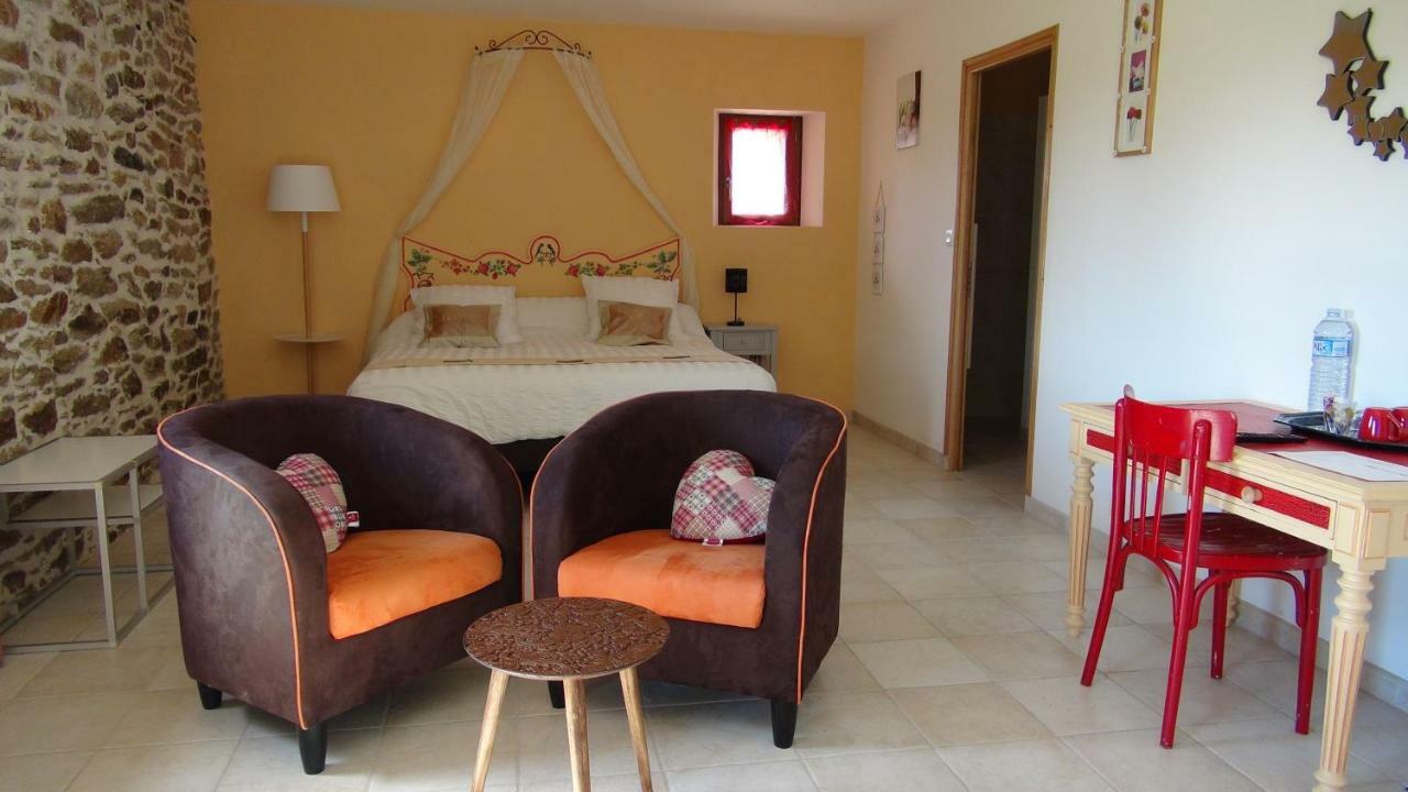 Le Colombier De Kerguezec Bed and Breakfast Surzur Eksteriør billede