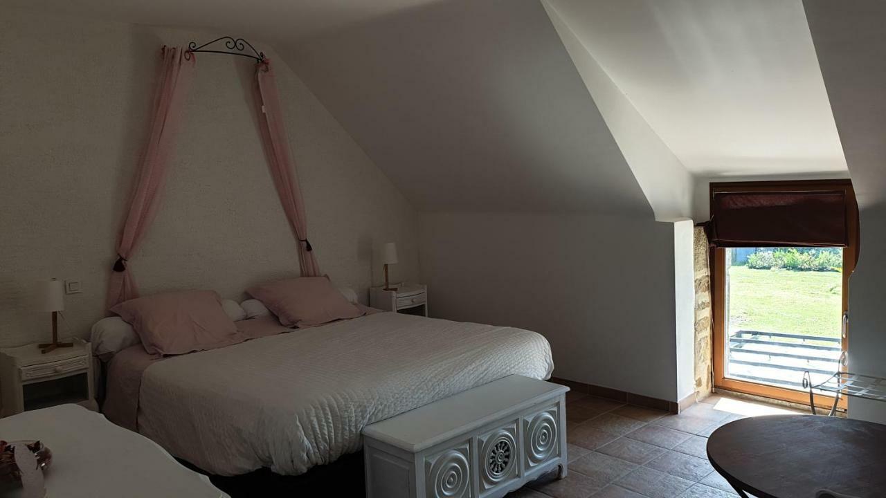 Le Colombier De Kerguezec Bed and Breakfast Surzur Eksteriør billede